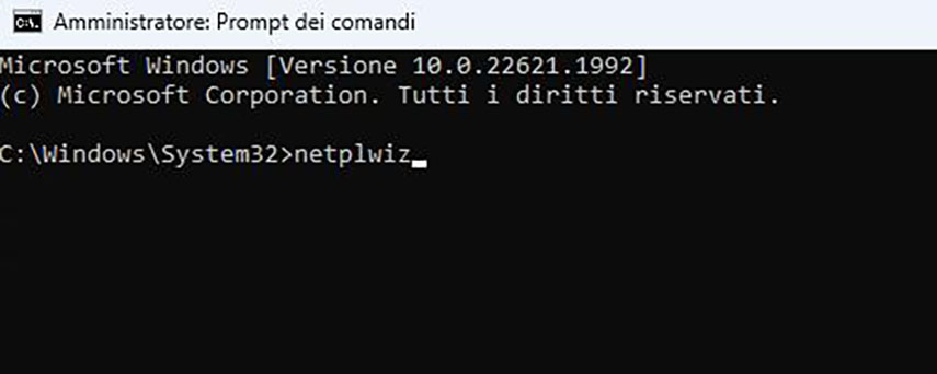apri il prompt dei comandi e digita netplwiz