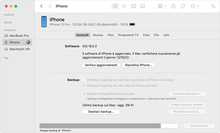 Prima di scaricare iOS 17 beta, effettua un backup con iTunes.